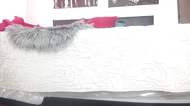 barbaragil1 (F young) - show fuck mY pussy dildo
