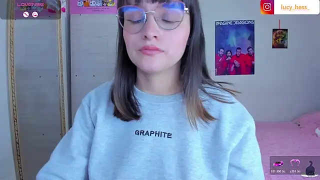Lucyy-hess webcam