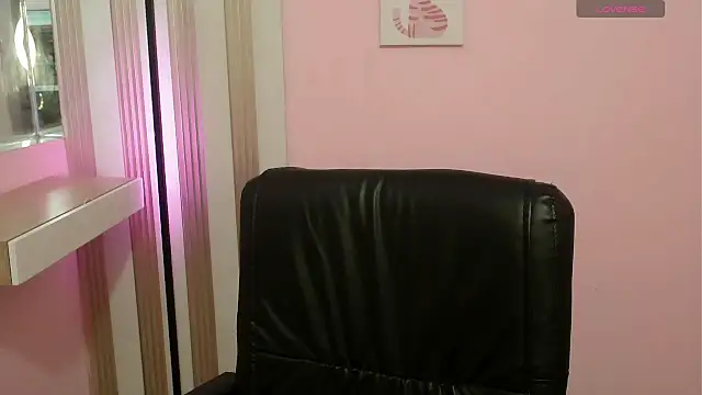 yourlittle_kathe webcam