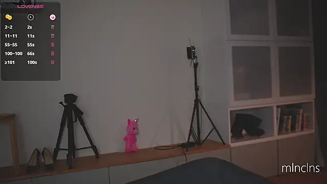 mel_collins (F young) - add milk