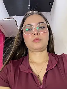 Webcam Model (rapunzel069)  is live.Free join now!