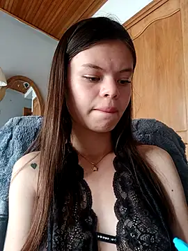 _Isabella-7 webcam
