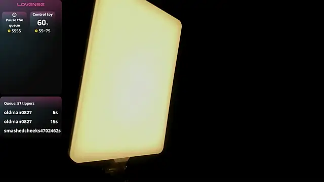 Violett_Salvatore webcam