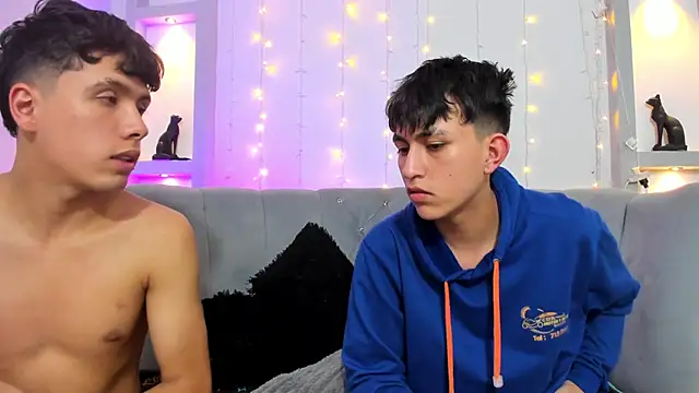 hoot_booys_ webcam