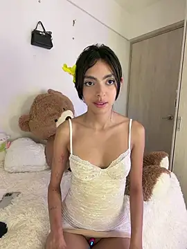 zaraluuv (F young) - take off my dress slowly