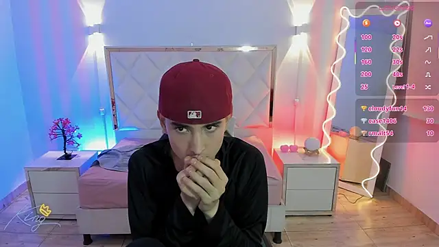 eidan_tay (M twink) - doggy style