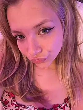 anastasiaaniess (F young) - I’m a bitchy princess 🙃😌