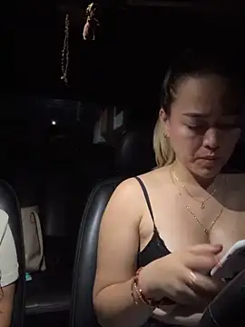 danielavegax (G young) - Lía sucks my tits