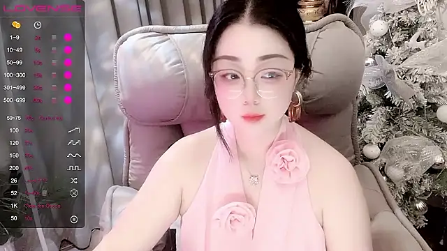 Monica-666888- webcam