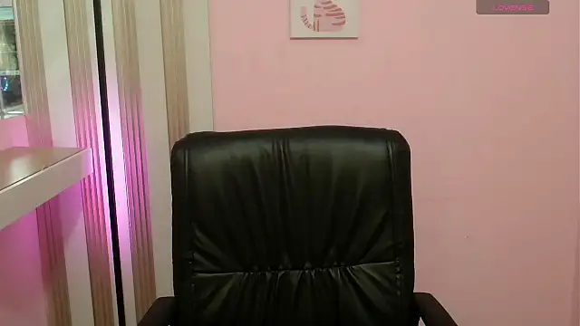 yourlittle_kathe webcam