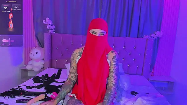 Nayla-Mouna webcam
