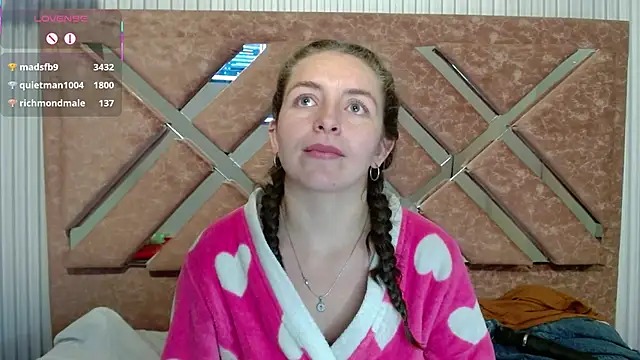 _isaabellaa - _isaabellaa's free webcam - UK Sex Cams