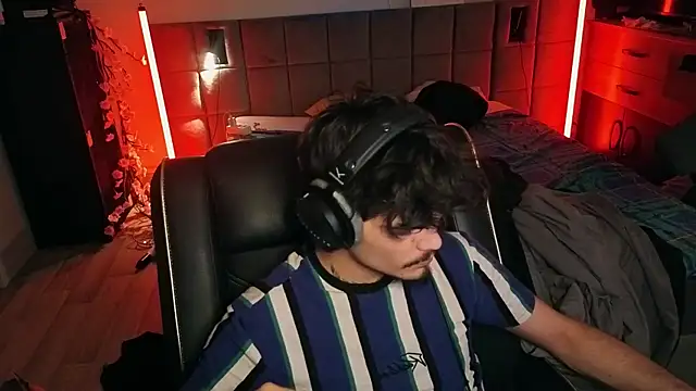 JordanShow webcam