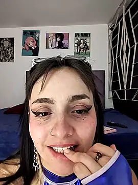KARINNA__RAVEN webcam