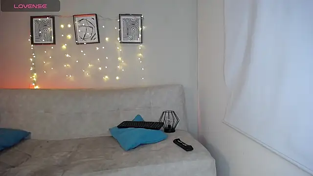 Sweet_Bella_Valery webcam