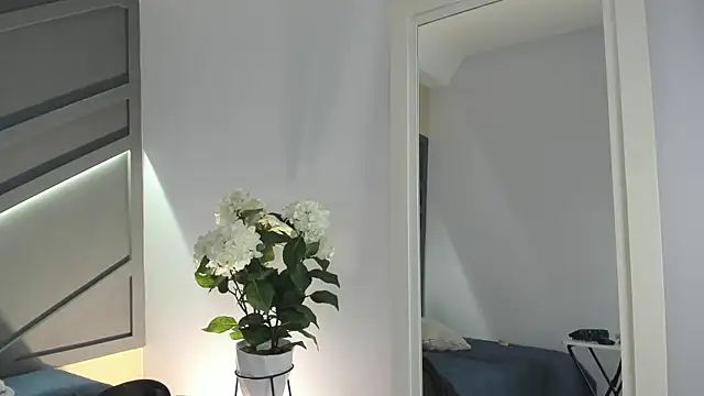 nova_velveet webcam