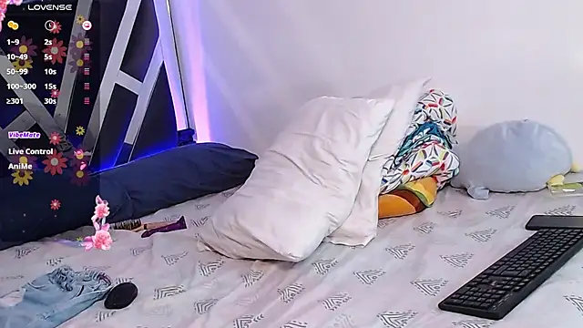 violet_cossio webcam