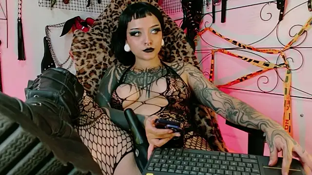 Agatha_BDSM webcam