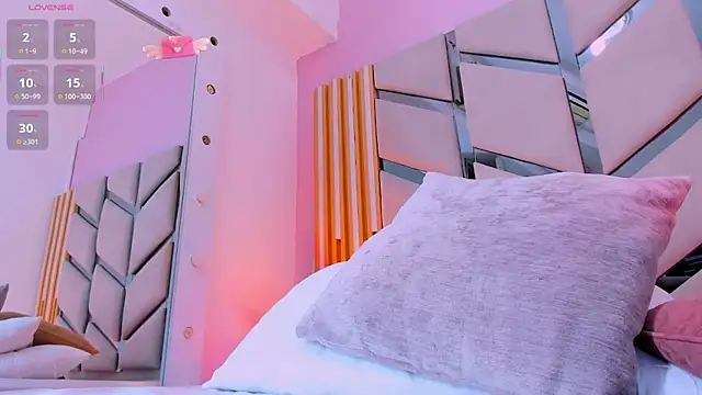 Samantha-Pardo webcam