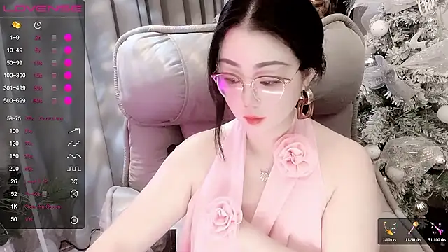 Monica-666888- webcam