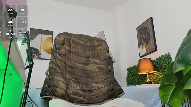 Thom_Ohtani live sex cam