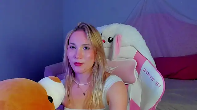 ElaraVoltage webcam