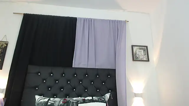 Mia_Hiills webcam