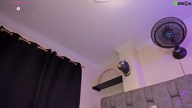Danyhottits webcam
