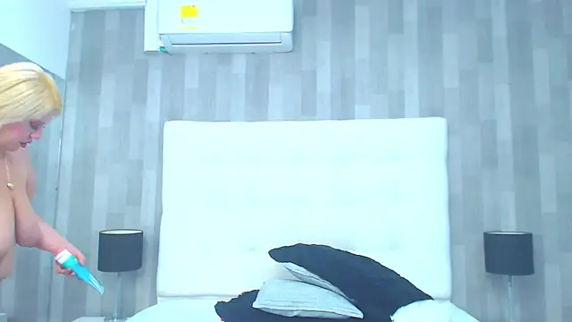 LeahMillerr webcam