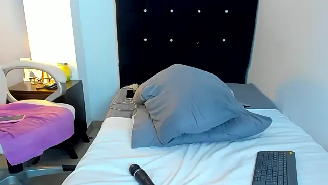kathyajhonss webcam