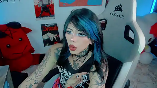 Deadly_Doll webcam