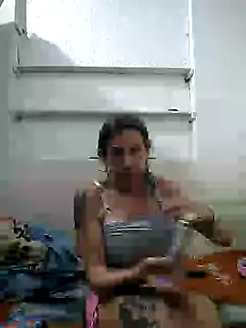 Cameron_puppy webcam