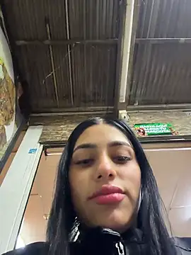 AlannaEvons webcam