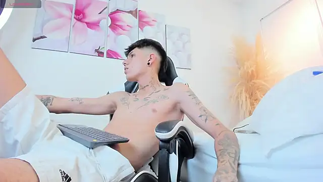 Tommy_valverde webcam