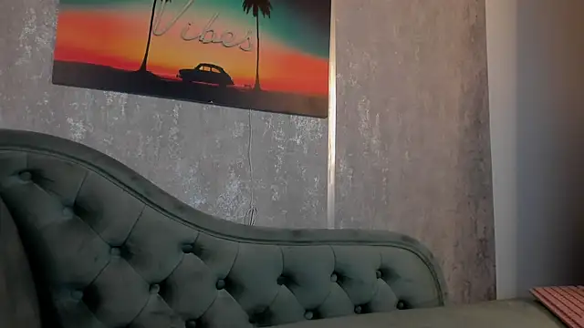 AnyaGlow webcam