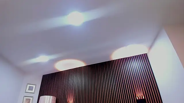 Scarrlet_Fox webcam