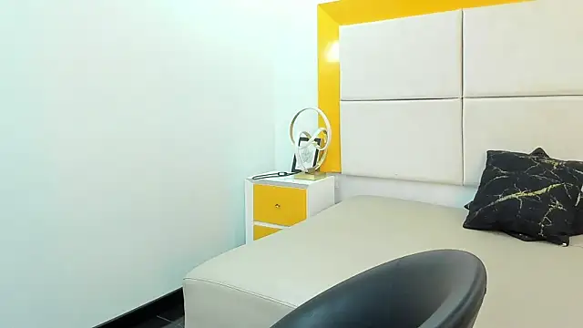 Brianaa_sweet7 webcam
