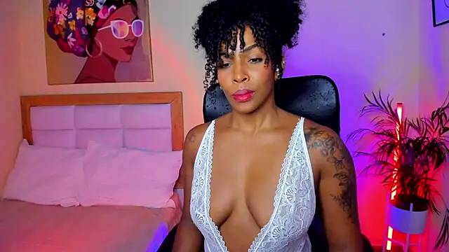 AitanaBrown_ webcam