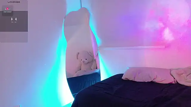 Lia_Tinez webcam