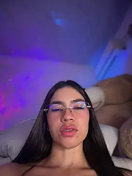  Eveliin_ruiz chat room