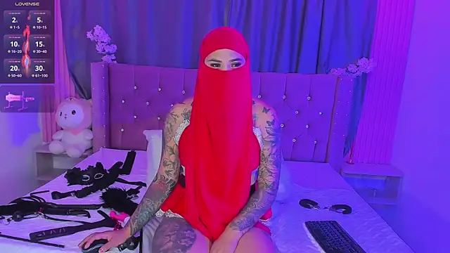 Nayla-Mouna webcam