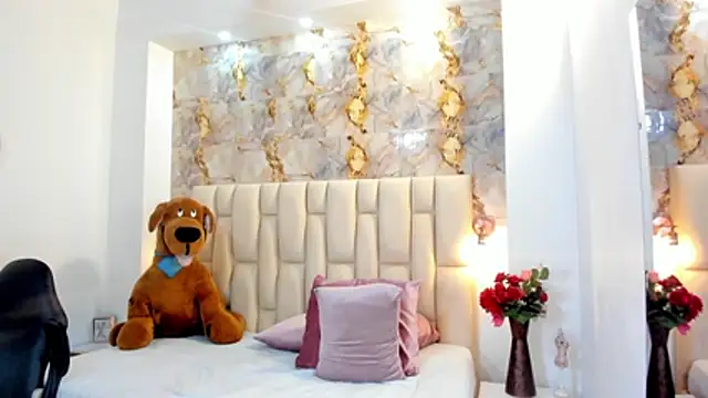 lia_mariana webcam