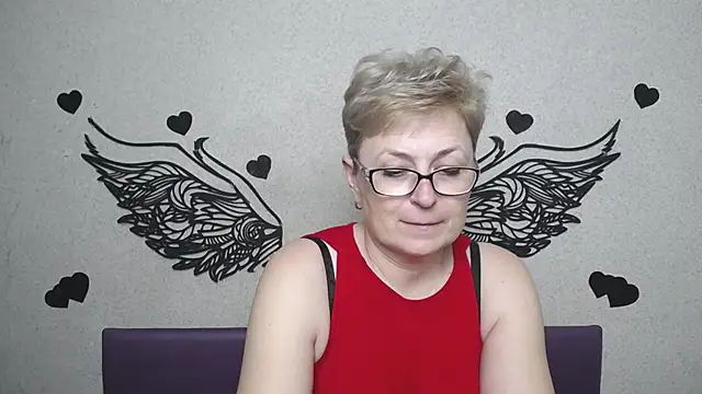 EmiliaGree live sex cam