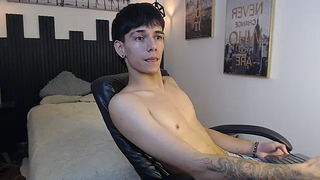 AmethystShadow17 webcam
