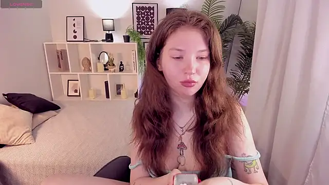 Luna_Tide webcam