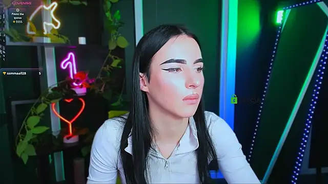 alia_skay webcam