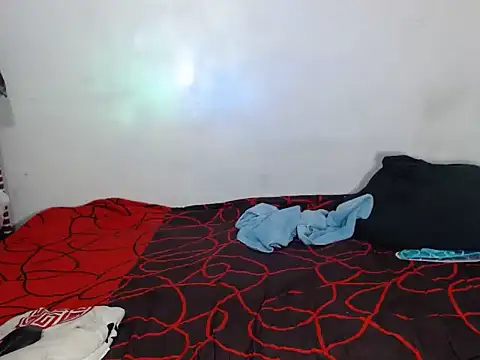 SexyboyHot2000 webcam