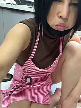 美女luckybaby666999在线直播