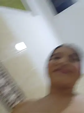 Pretty_Julieta webcam