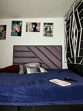 KARINNA__RAVEN webcam